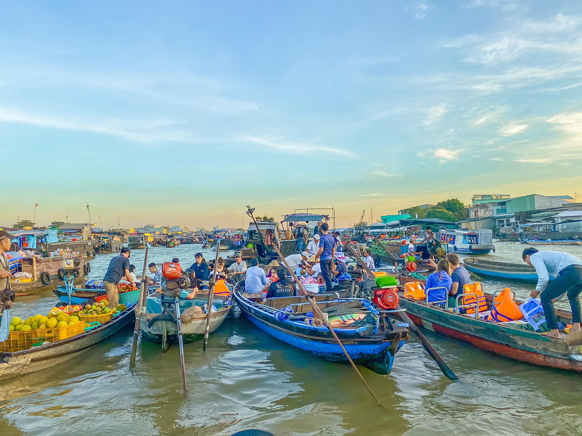 Chợ nổi Cái Răng